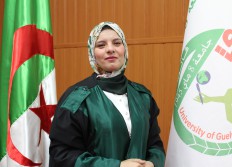 مناقشة اطروحة الدكتوراه للباحثة حمدي ريان