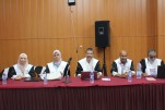 مناقشة اطروحة الدكتوراه للباحثة حمدي ريان (2)